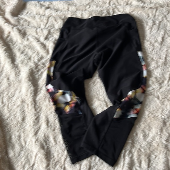 NWOT Gottex Black Fitted Athletic leggings W Printed Insert /MeshOn Lower Legs M - Picture 6 of 7